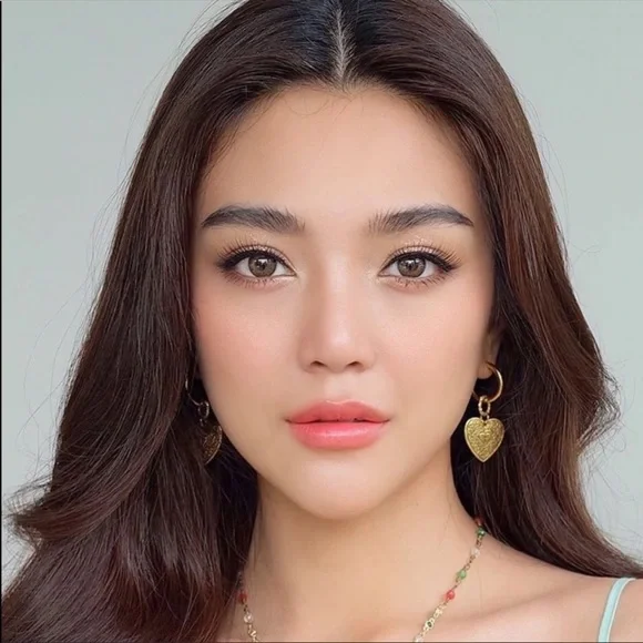 Angelica Heart Hoop Small Cecilia Gold Earrings - Picture 6 of 10